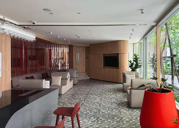 Near Bts L Workspace And Kitchen - Pool And Gym L Sontana * Bangkok