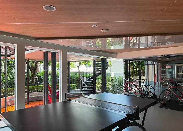Near Bts L Workspace And Kitchen - Pool And Gym L Sontana