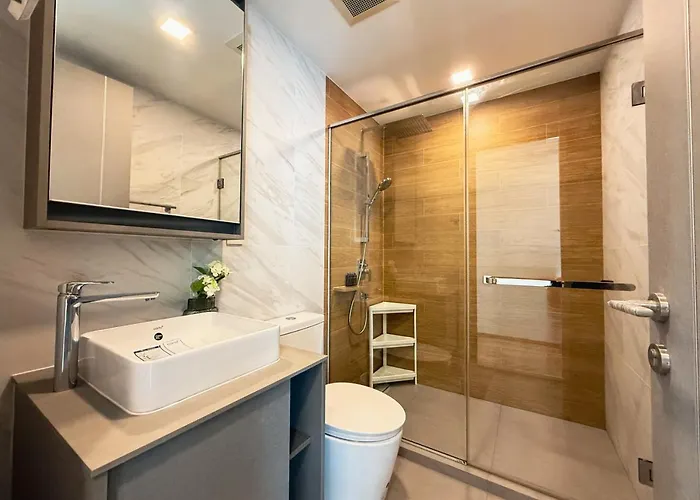 Near Bts L Workspace And Kitchen - Pool And Gym L Sontana Appartement