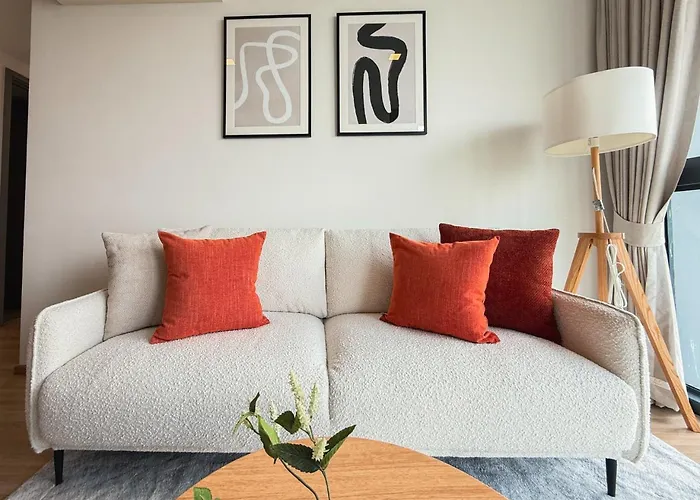 Appartement Near Bts L Workspace And Kitchen - Pool And Gym L Sontana