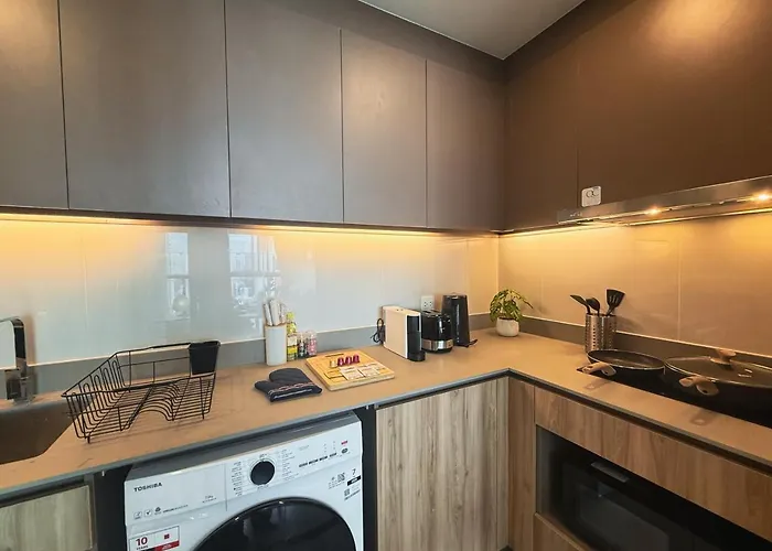 Near Bts L Workspace And Kitchen - Pool And Gym L Sontana *
