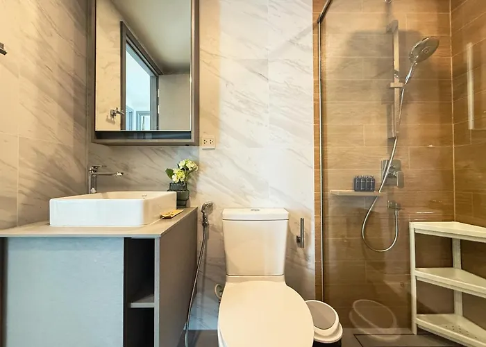 Near Bts L Workspace And Kitchen - Pool And Gym L Sontana Appartement