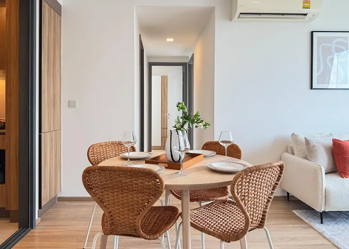 Near Bts L Workspace And Kitchen - Pool And Gym L Sontana * Bangkok